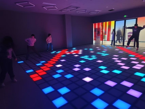 Ultime notizie aziendali su Interactive LED Floor Games: Bring Your Commercial Space to Life
