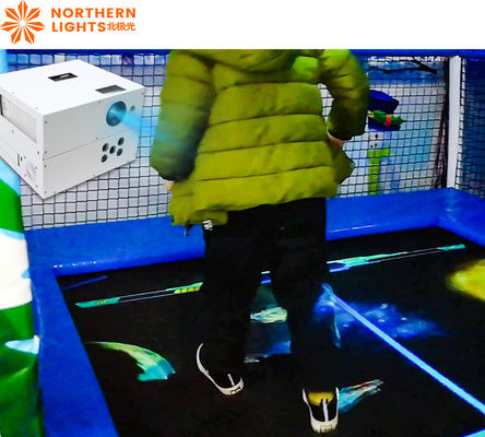 Buon prezzo Indoor Northern Lights Interactive Trampoline Game 3500 Lumens in linea