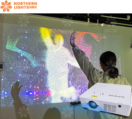 Buon prezzo 3400 Lumens Proiettore per giochi da parete Sistema di proiezione interattiva per decorazioni in linea