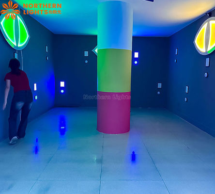 Buon prezzo Interattivo Push Led Wall Light Button Hide Devil's Eye Indoor Activate Escape Room Gioco in linea
