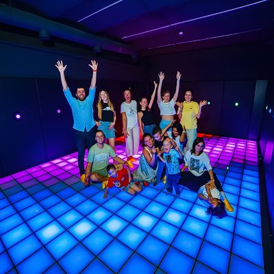 Buon prezzo Pavimento da ballo a LED 30x30cm Interattivo Gioco Attivo Pavimento a LED Per Giochi Bambini in linea