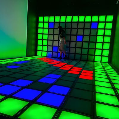Buon prezzo RGB Infinity Panels Interattivo 3D Interattivo LED Pavimento Gioco RGB Pavimento da ballo in linea