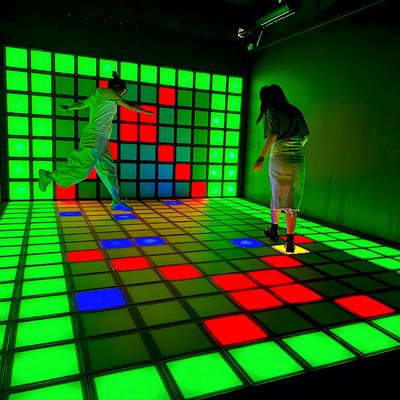 Buon prezzo Wetop Active Game Led Floor Interattivo Rgb Led Floor 30*30cm Game Center in linea