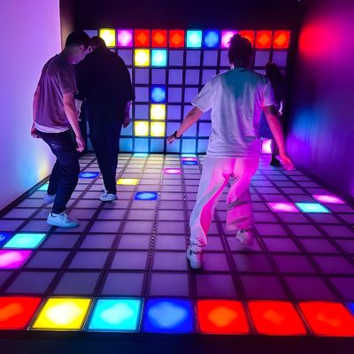 Buon prezzo Activate Game Interactive Led Dance Floor per i giochi di squadra genitore-figlio in linea