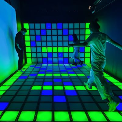 Buon prezzo Gioco Led Grid Luce Indoor Led Touch Gioco Megagrid Gioco Interattivo in linea