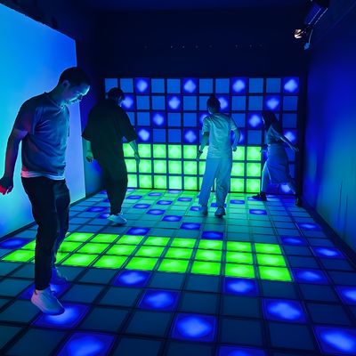 Buon prezzo Piastrelle da ballo a LED Griglia di salto Gioco interattivo Super Griglia Parete e Pavimento in linea