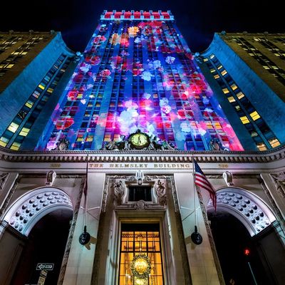 Buon prezzo Illuminazione esterna degli edifici Proiezione di spettacoli video Sistema software di proiettore immersivo in linea