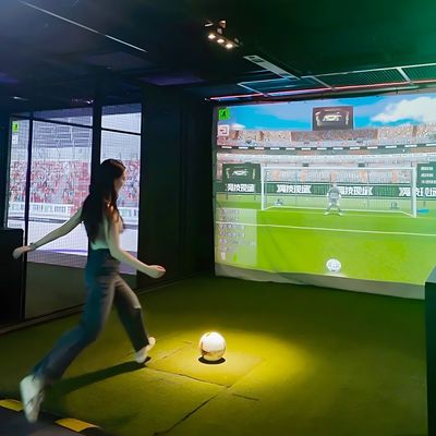 Buon prezzo Prodotti di divertimento Ar Calcio per sport interni Simulatore interattivo di calcio in linea