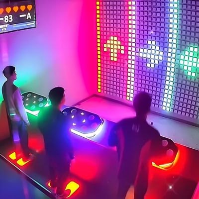 Buon prezzo Attivare Team Building Interattivo Push Button Sviluppare Giochi Multiplayer in linea
