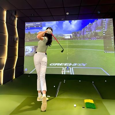 Buon prezzo Proiezione 3d Indoor Infrared Induction Golf Simulation Trainer Golf Simulator in linea