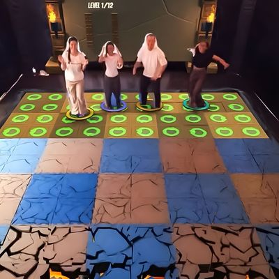 Buon prezzo Parco Indoor Grande schermo è lava Giochi AR MR Camera di proiezione Giochi interattivi in linea