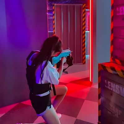 Buon prezzo Commercial Wireless Laser Tag Equipment with IoT Technology and 8 Playing Modes for Indoor Multiplayer Gaming in linea