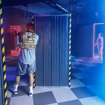 Buon prezzo Sistema professionale di laser tag per arena con tecnologia IoT e garanzia di 24 mesi per uso interno/esterno in linea