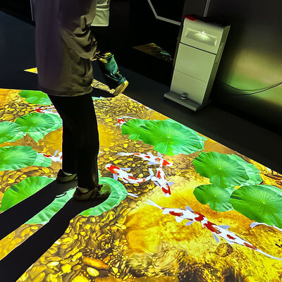 Buon prezzo Proiettore interattivo mobile tutto in uno con 4000 lumens luminosità 1280*800 risoluzione e 80+ giochi in linea