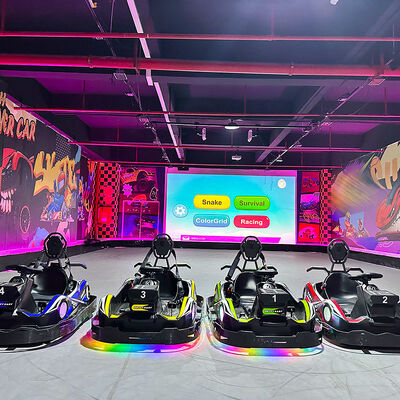 Buon prezzo Attrezzature per il parco di avventure al coperto Go-Kart in metallo e proiettore interattivo per l'esperienza di gioco immersiva in linea
