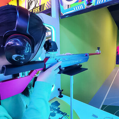 Buon prezzo Macchina da gioco arcade sparatutto simulatore di pistola a monete per giochi di tiro con pistola realistici indoor in linea