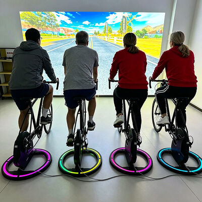 Buon prezzo Gioco di biciclette interattivo con luminosità di 3500 lumens, risoluzione di 1280*800 e 3 modalità di gioco per luoghi sportivi in linea