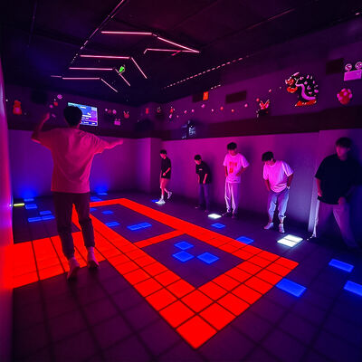 Qualità Pavimento LED Interattivo Modulare con Oltre 280 Livelli di Gioco e Colore RGB per Layout di Venue Personalizzati Fabbrica