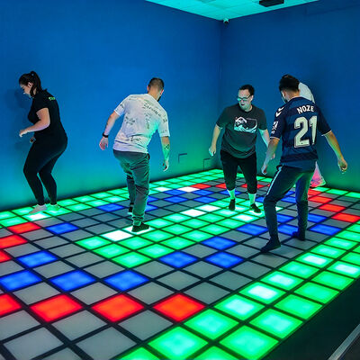 Qualità Pavimento LED Interattivo con Oltre 280 Livelli di Gioco e Colore RGB per Installazioni Modulari di Pavimenti LED a Griglia da 100-900 Piastrelle Fabbrica